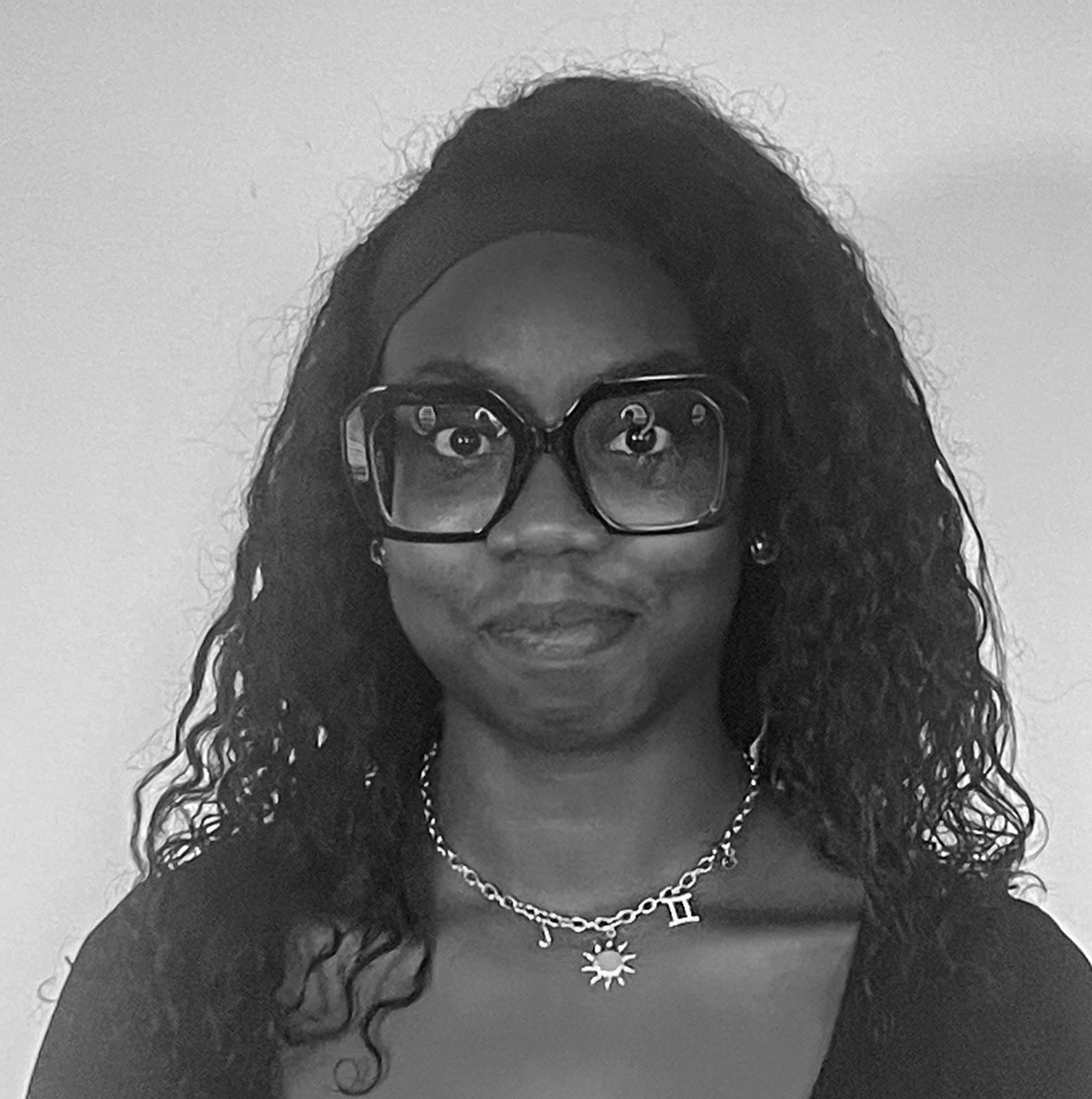 Jaïna LESUPERBE, Assistante administrative — B&M Architecture